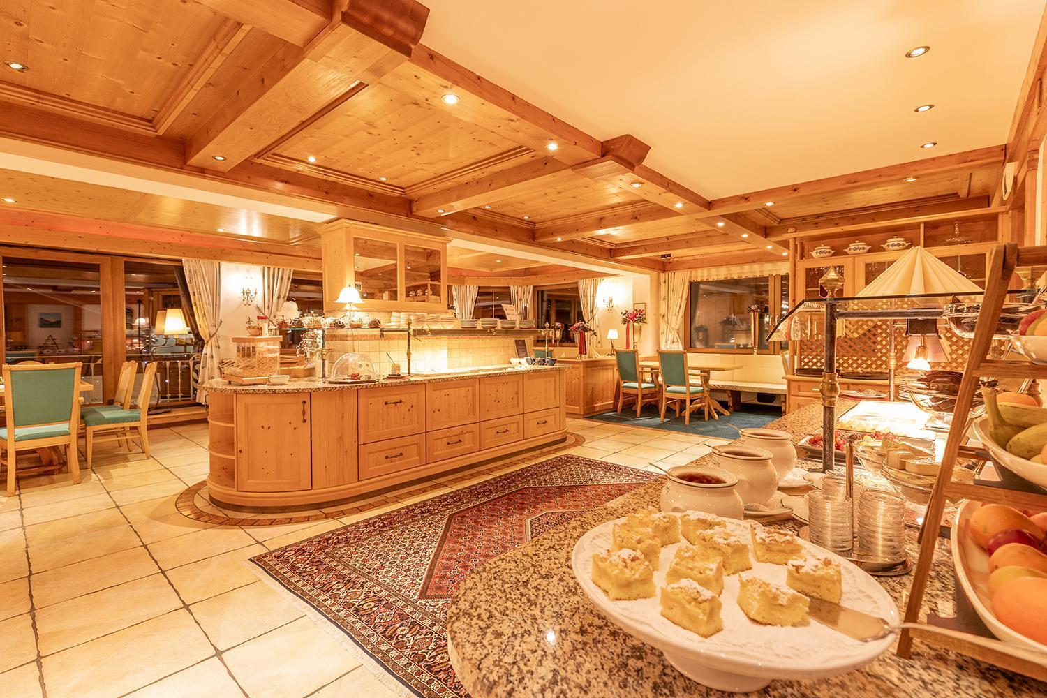 Hotel Sonnenheim Санкт-Антон-ам-Арльберг Экстерьер фото